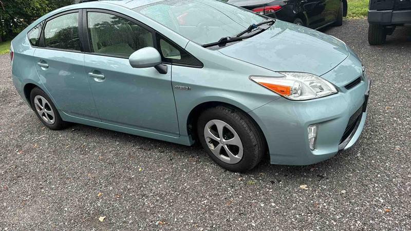 used 2013 Toyota Prius car, priced at $10,900