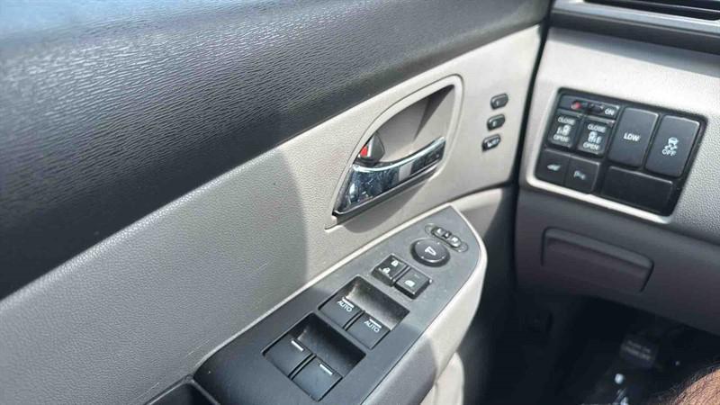 used 2015 Honda Odyssey car, priced at $14,900