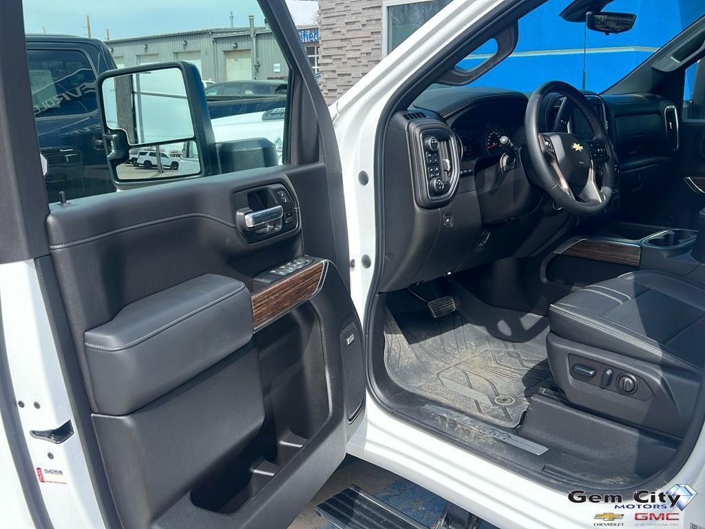 used 2023 Chevrolet Silverado 3500 car, priced at $70,999
