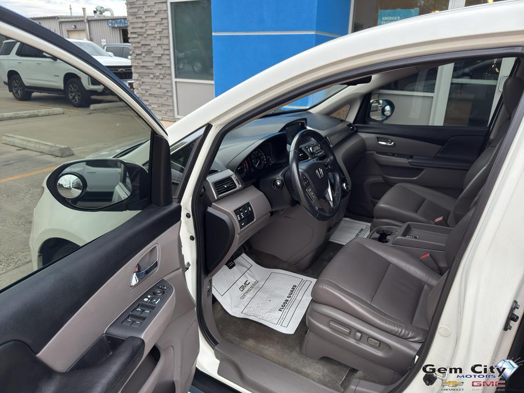 used 2015 Honda Odyssey car