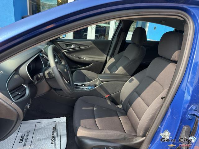 used 2023 Chevrolet Malibu car