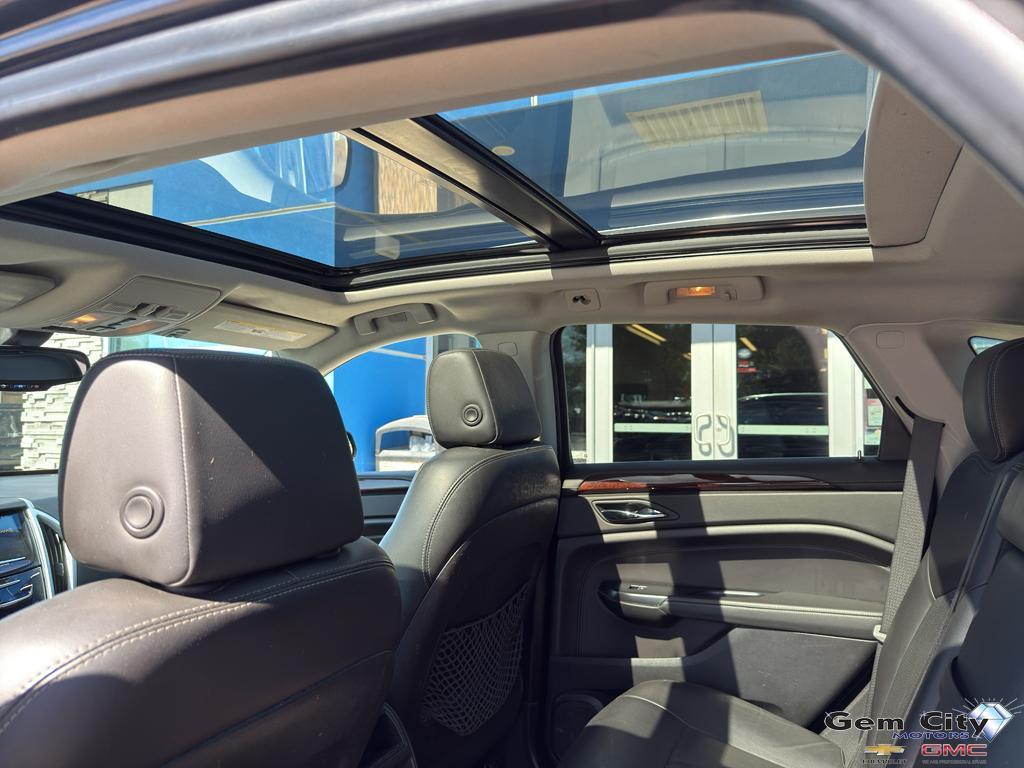 used 2015 Cadillac SRX car