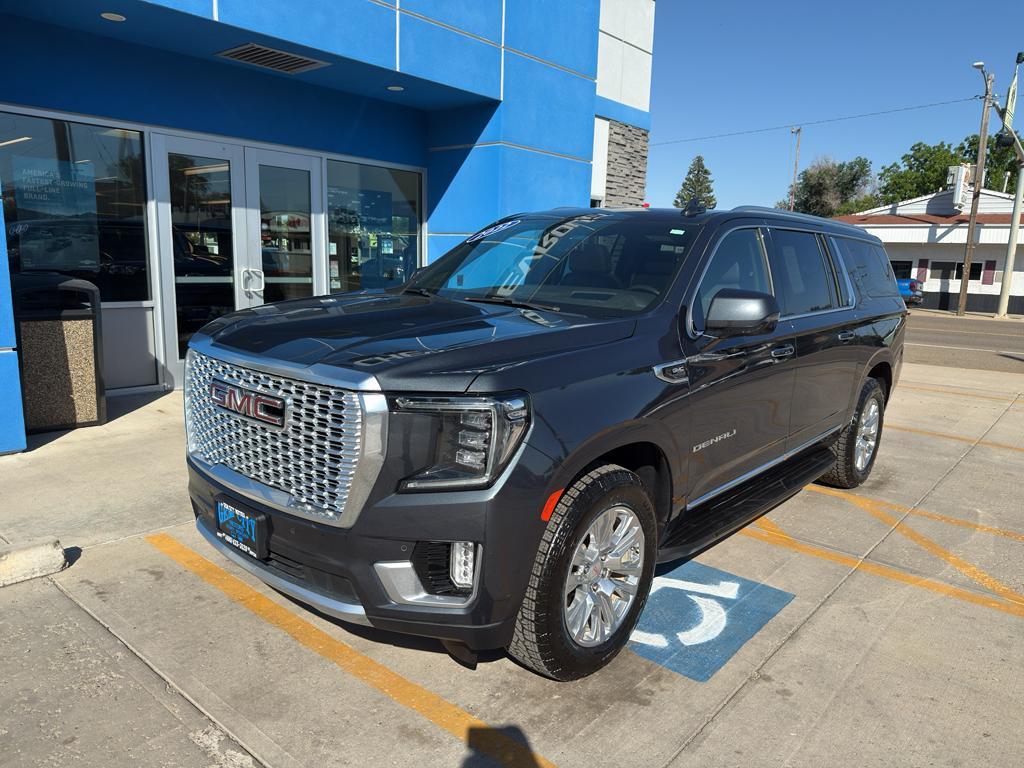 used 2022 GMC Yukon XL car