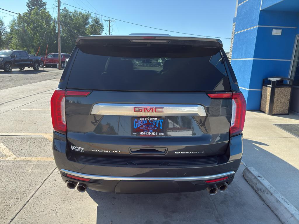 used 2022 GMC Yukon XL car