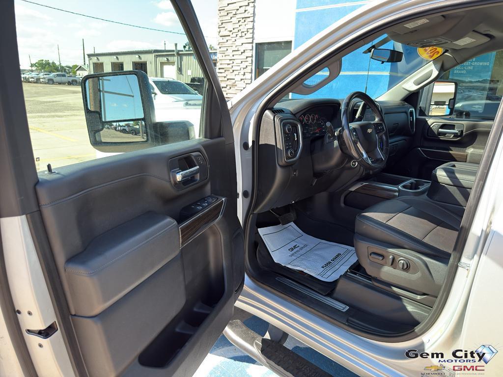 used 2022 Chevrolet Silverado 2500 car