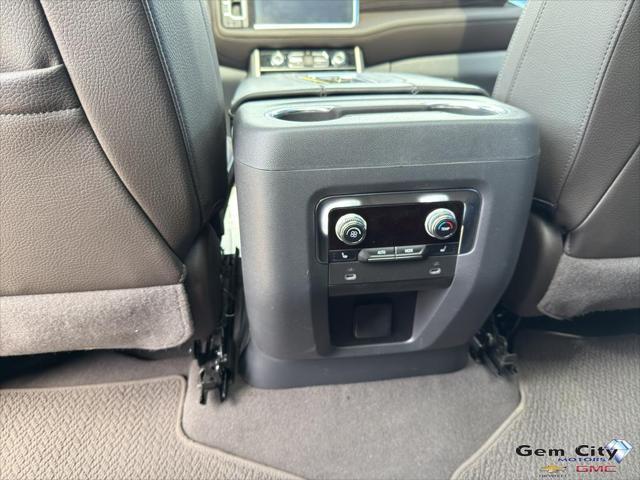 used 2022 GMC Yukon car