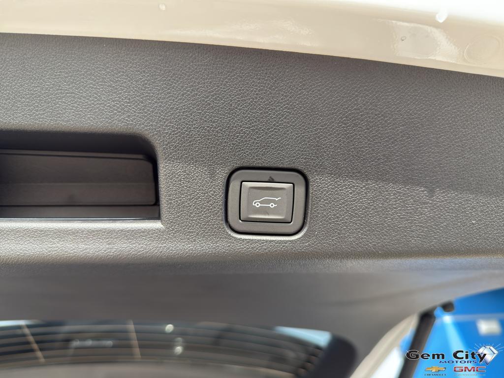 new 2026 GMC Acadia car, priced at $60,615