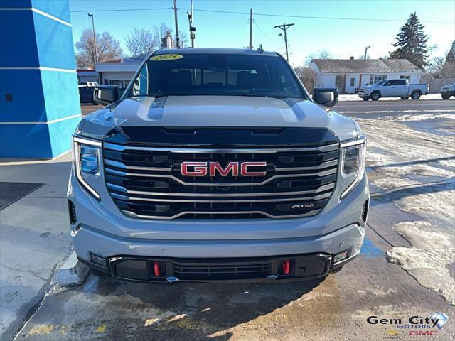 new 2025 GMC Sierra 1500 car, priced at $70,399