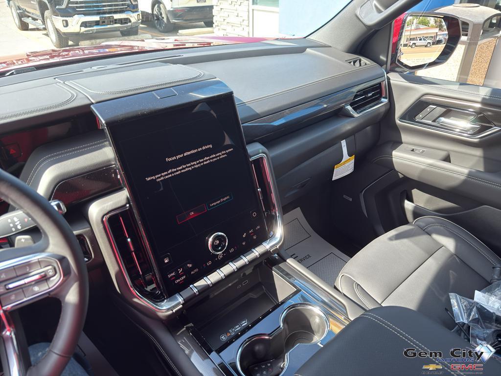 new 2025 GMC Yukon car, priced at $76,985