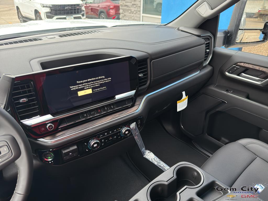 new 2025 GMC Sierra 2500 car, priced at $68,015