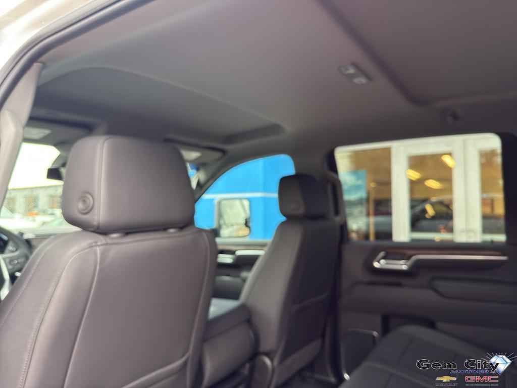 new 2025 GMC Sierra 2500 car, priced at $68,015