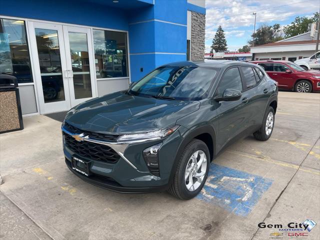 new 2025 Chevrolet Trax car, priced at $23,010