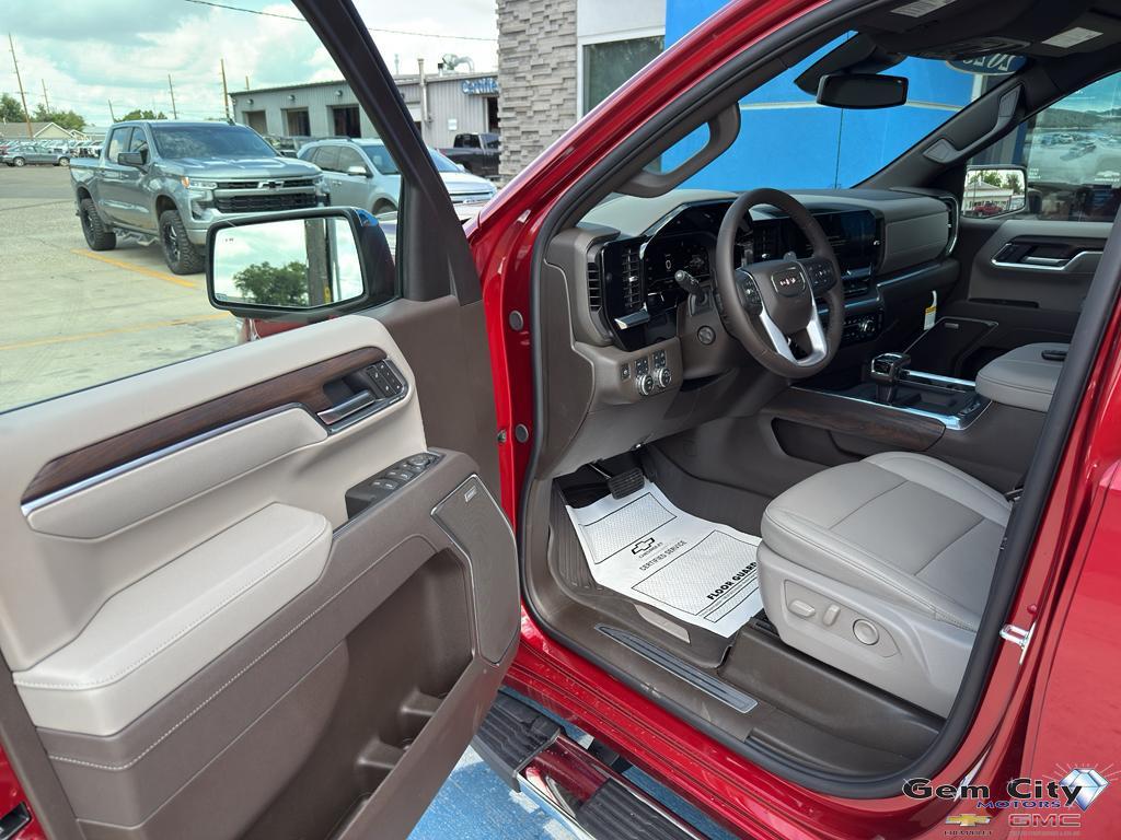 new 2025 GMC Sierra 1500 car, priced at $64,380