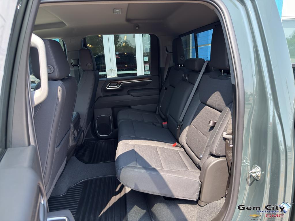 new 2025 Chevrolet Silverado 2500 car, priced at $63,015