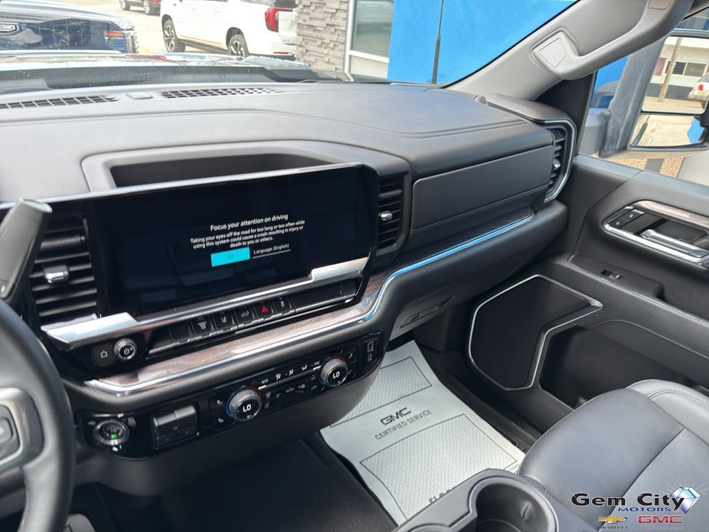 used 2024 Chevrolet Silverado 2500 car