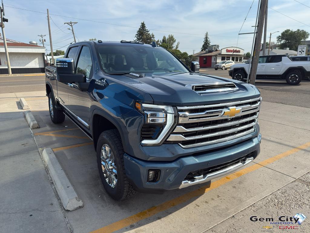 new 2026 Chevrolet Silverado 3500 car, priced at $92,505