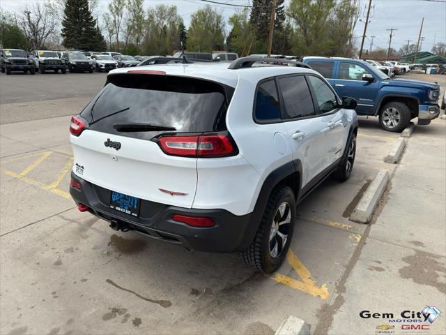 used 2017 Jeep Cherokee car