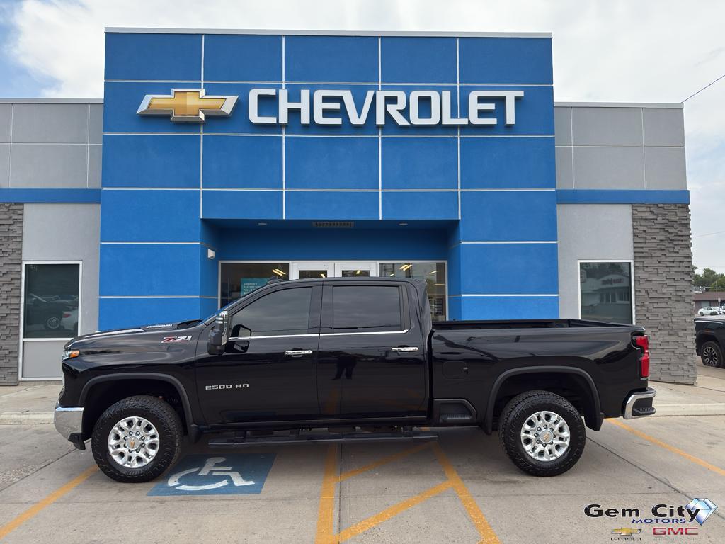 used 2024 Chevrolet Silverado 2500 car