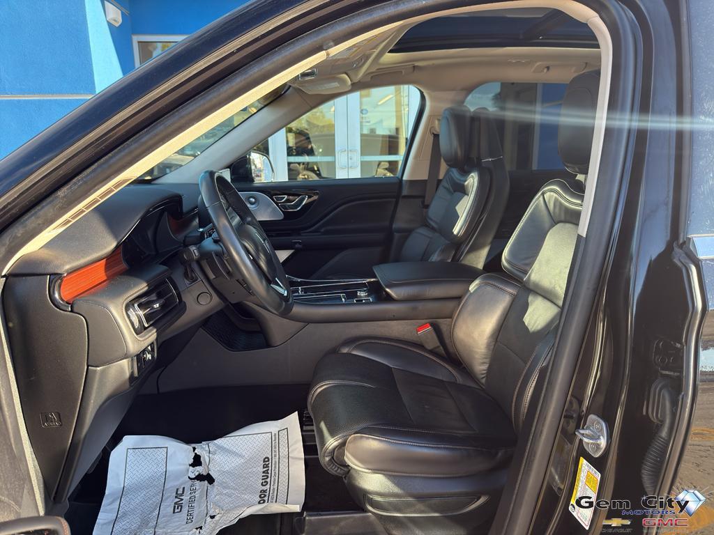 used 2022 Lincoln Aviator car, priced at $45,499