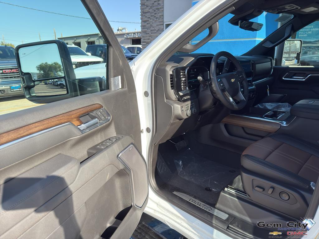 new 2026 Chevrolet Silverado 3500 car, priced at $93,980
