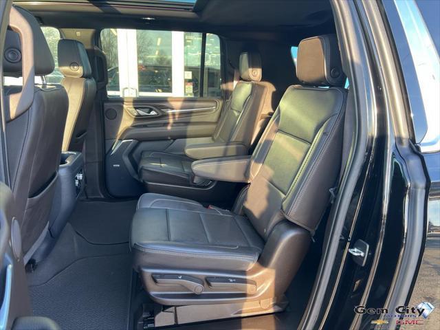 used 2022 GMC Yukon XL car, priced at $63,752