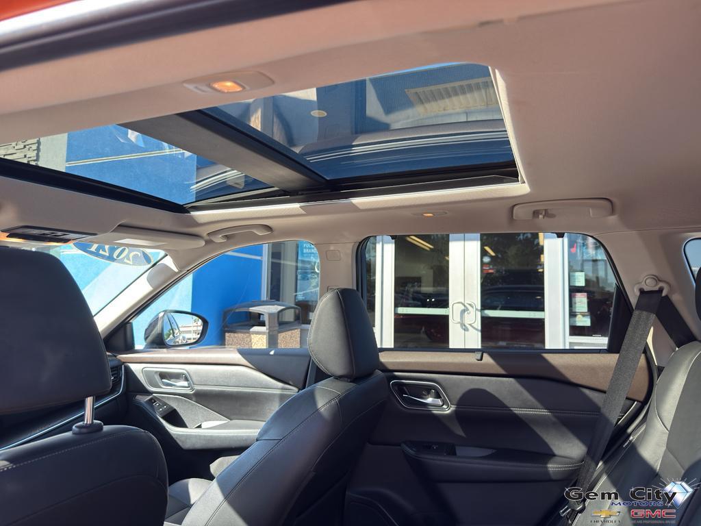 used 2021 Nissan Rogue car