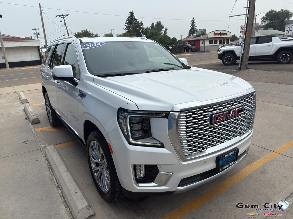 used 2024 GMC Yukon car
