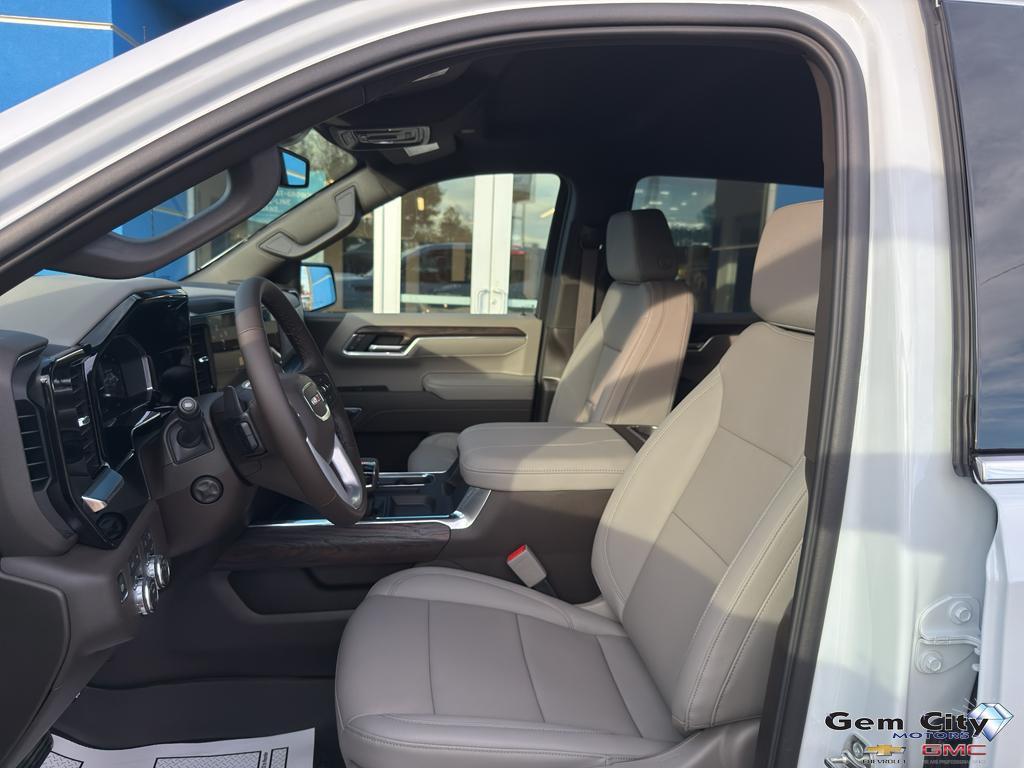 new 2026 GMC Sierra 1500 car, priced at $62,785