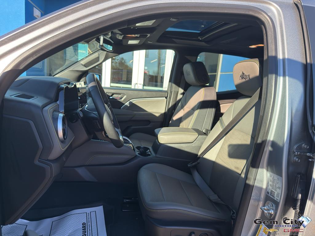 used 2024 Chevrolet Colorado car