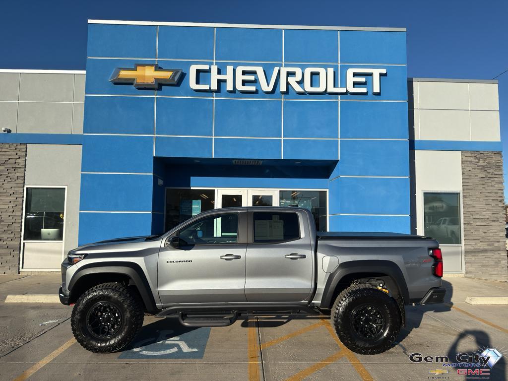 used 2024 Chevrolet Colorado car