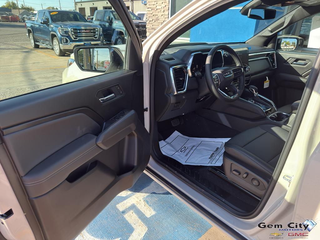 new 2026 GMC Canyon car, priced at $49,670