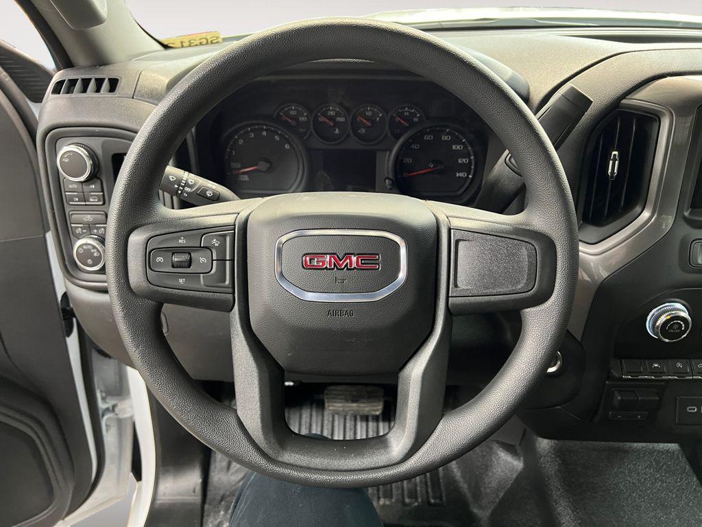 new 2025 GMC Sierra 1500 car, priced at $42,845