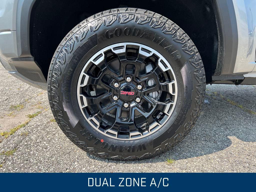 new 2026 GMC Canyon car, priced at $52,430