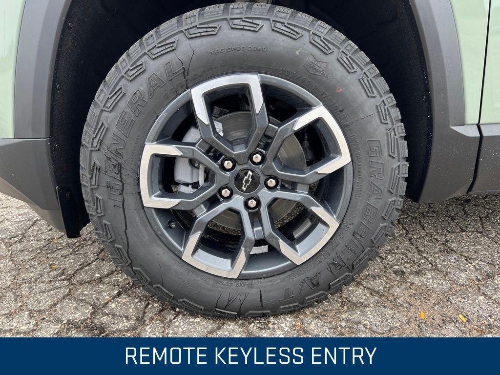 new 2026 Chevrolet Equinox car, priced at $37,730