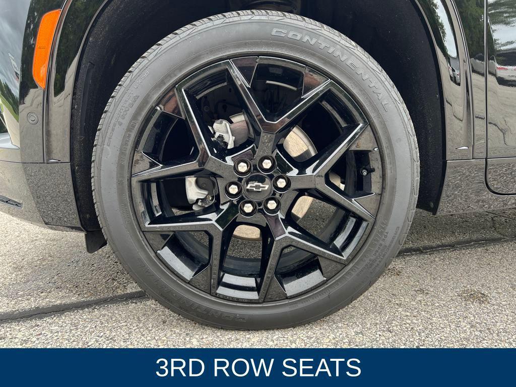 used 2024 Chevrolet Traverse car, priced at $51,892