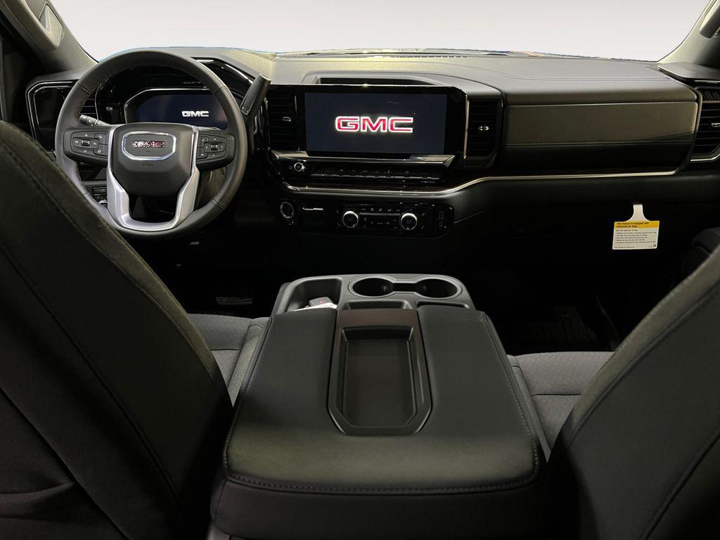 new 2025 GMC Sierra 1500 car, priced at $50,924
