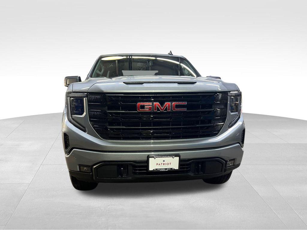 new 2025 GMC Sierra 1500 car, priced at $50,924