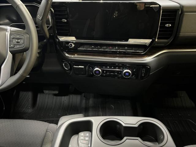 new 2025 GMC Sierra 1500 car, priced at $53,142
