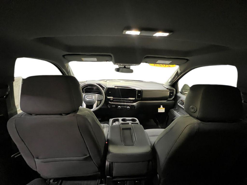 new 2025 GMC Sierra 1500 car, priced at $50,924