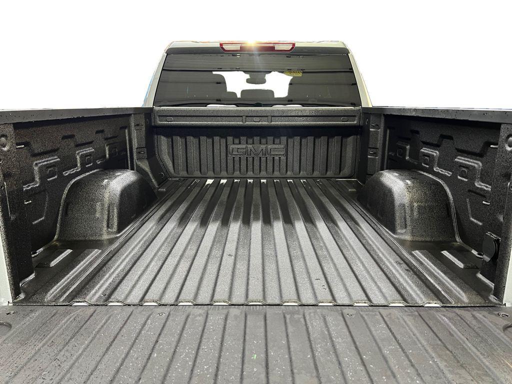 new 2025 GMC Sierra 1500 car, priced at $50,924