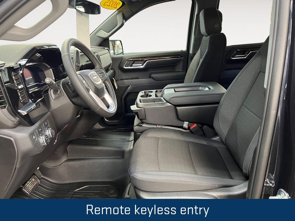 new 2025 GMC Sierra 1500 car, priced at $56,363