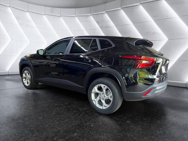 new 2025 Chevrolet Trax car, priced at $22,490