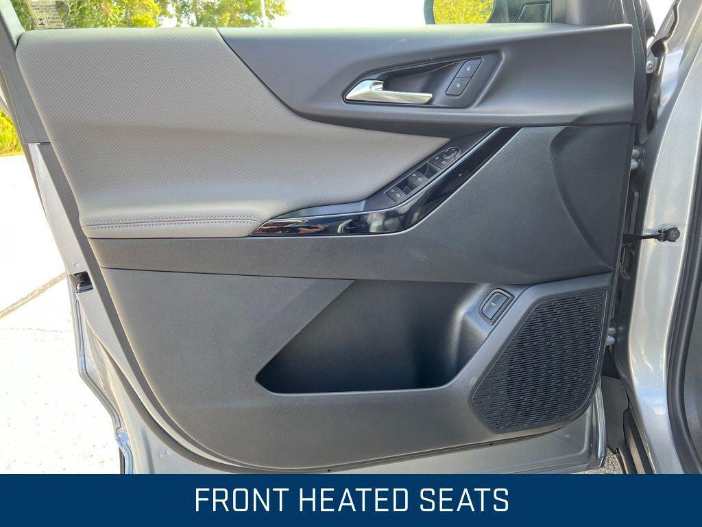 new 2026 Chevrolet Equinox car, priced at $33,988