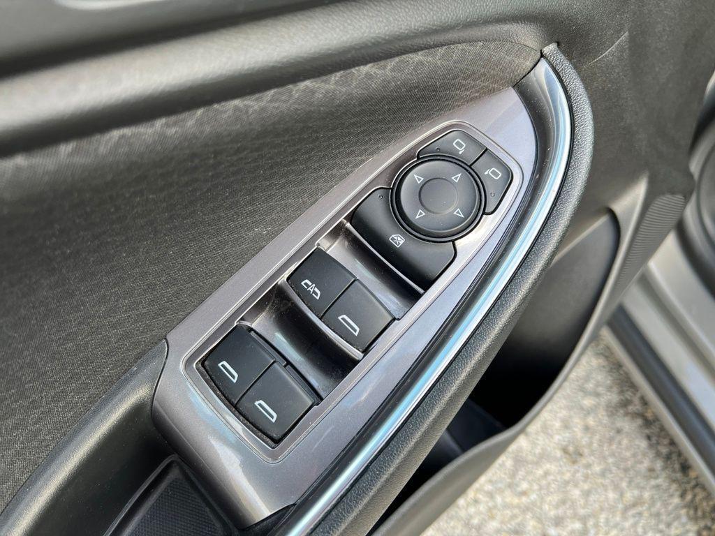 used 2018 Chevrolet Malibu car, priced at $17,500