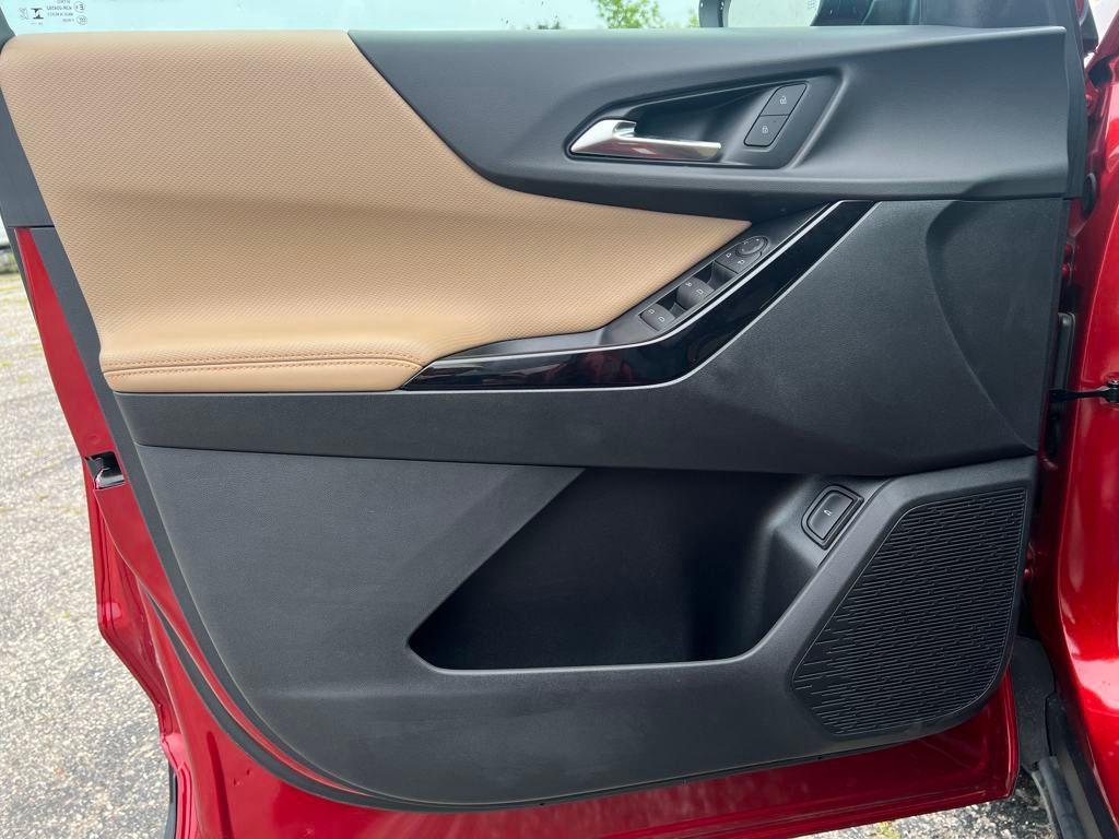 new 2025 Chevrolet Equinox car, priced at $35,744