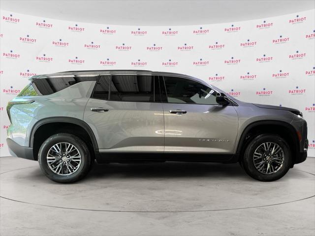 new 2025 Chevrolet Traverse car, priced at $42,424