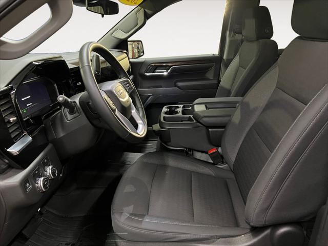 new 2024 GMC Sierra 1500 car, priced at $53,001