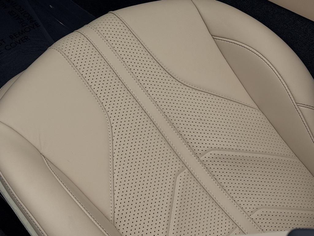 new 2026 Aston Martin Vantage car, priced at $284,125