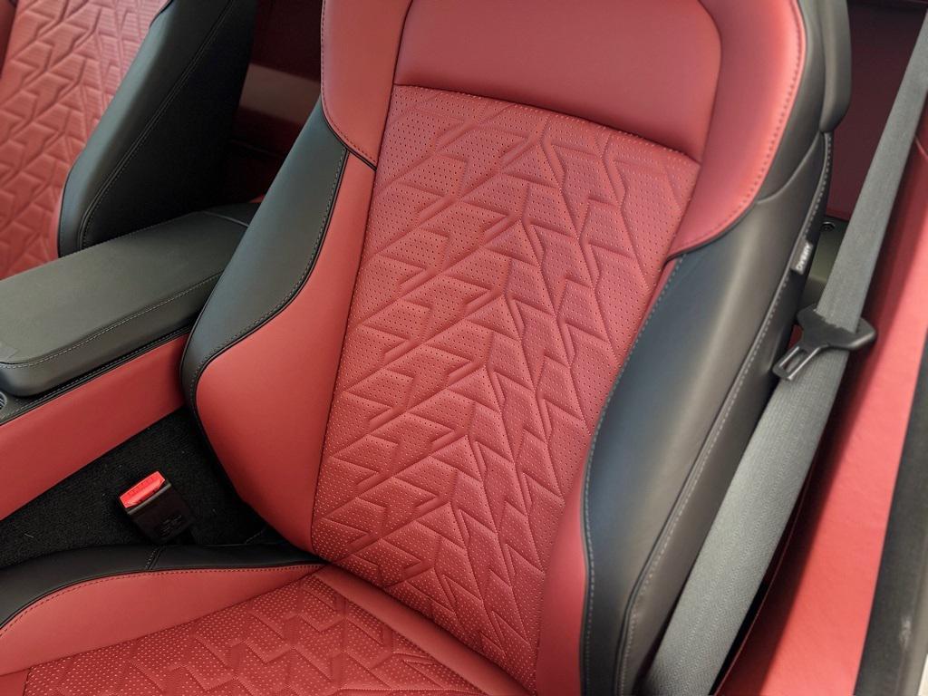 new 2025 Aston Martin Vanquish car, priced at $536,700