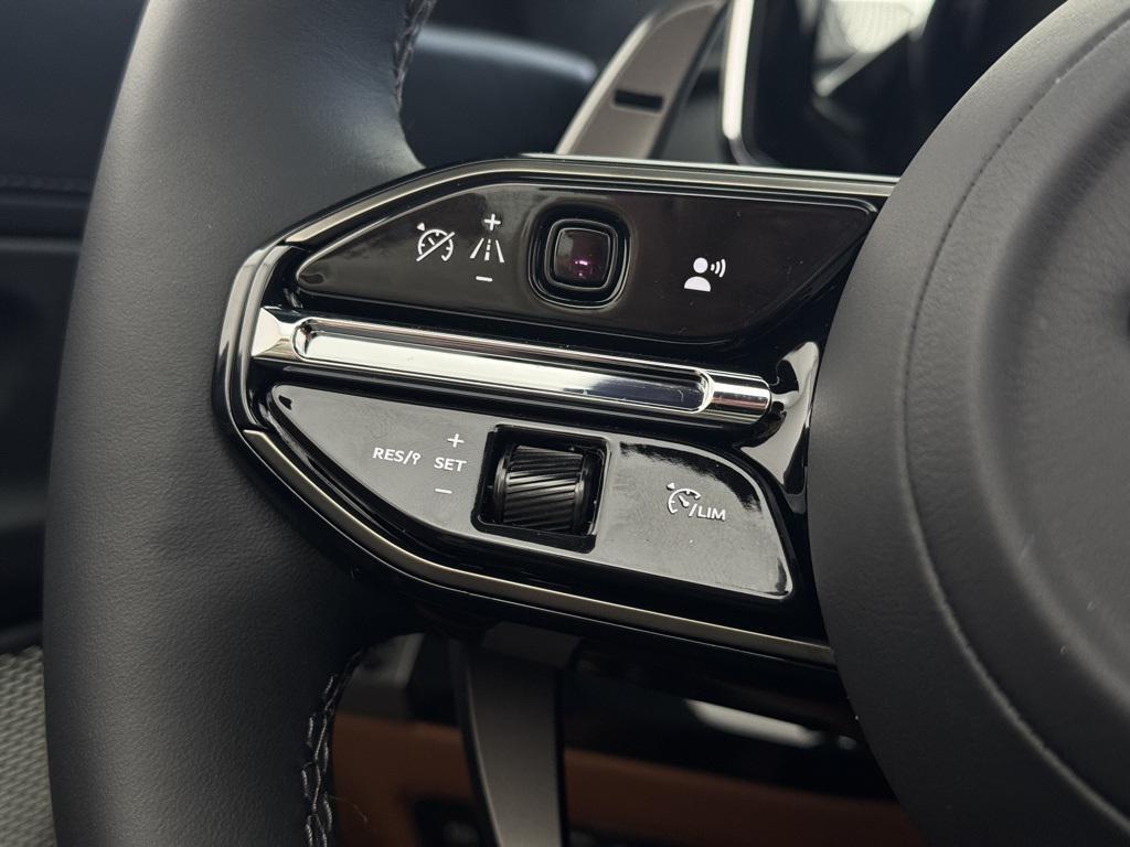 new 2026 Aston Martin Vantage car, priced at $269,900